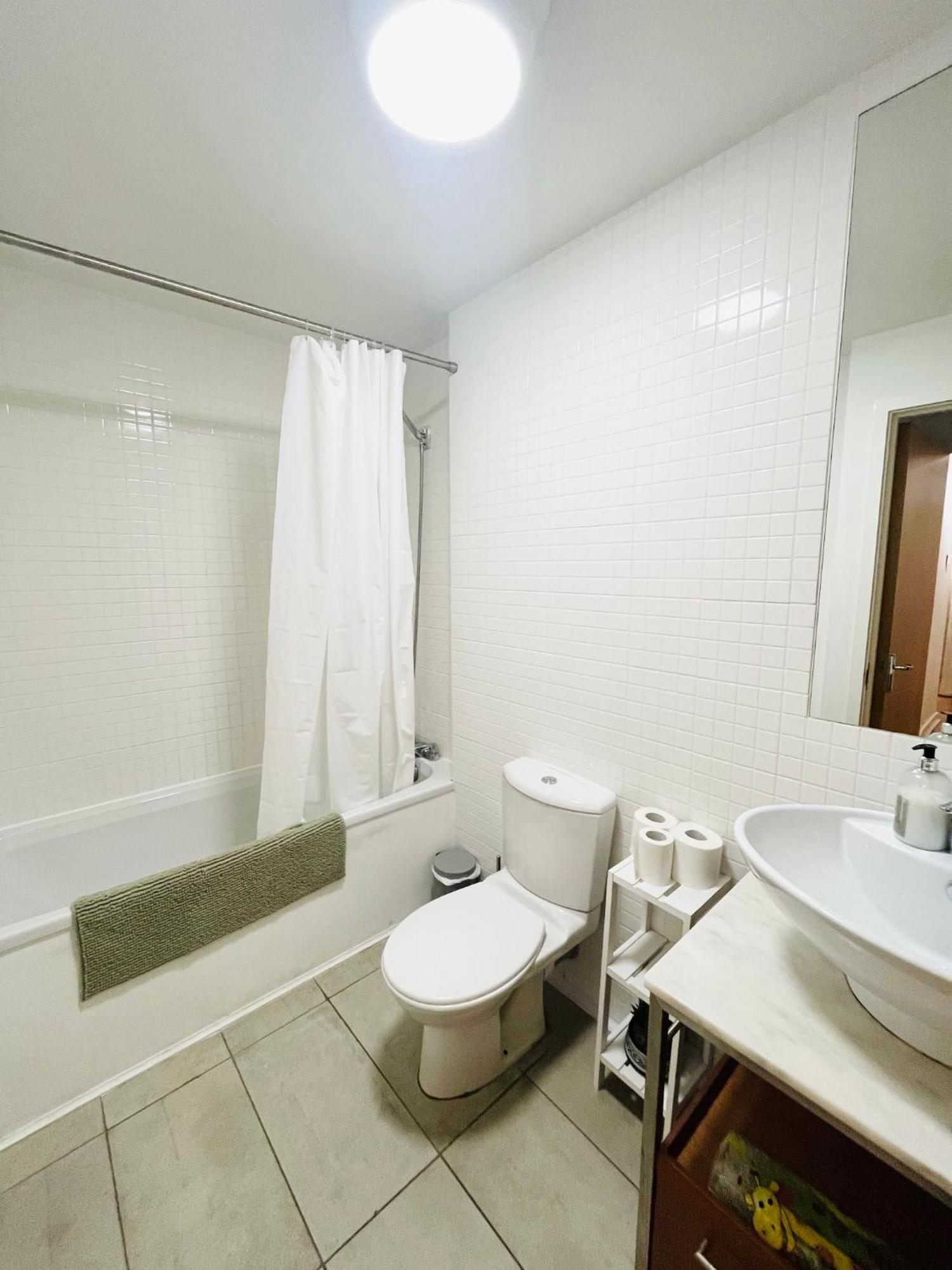 Modern Spacious Retreat Full Fibre Wi-Fi & Free Parking 爱丁堡 外观 照片